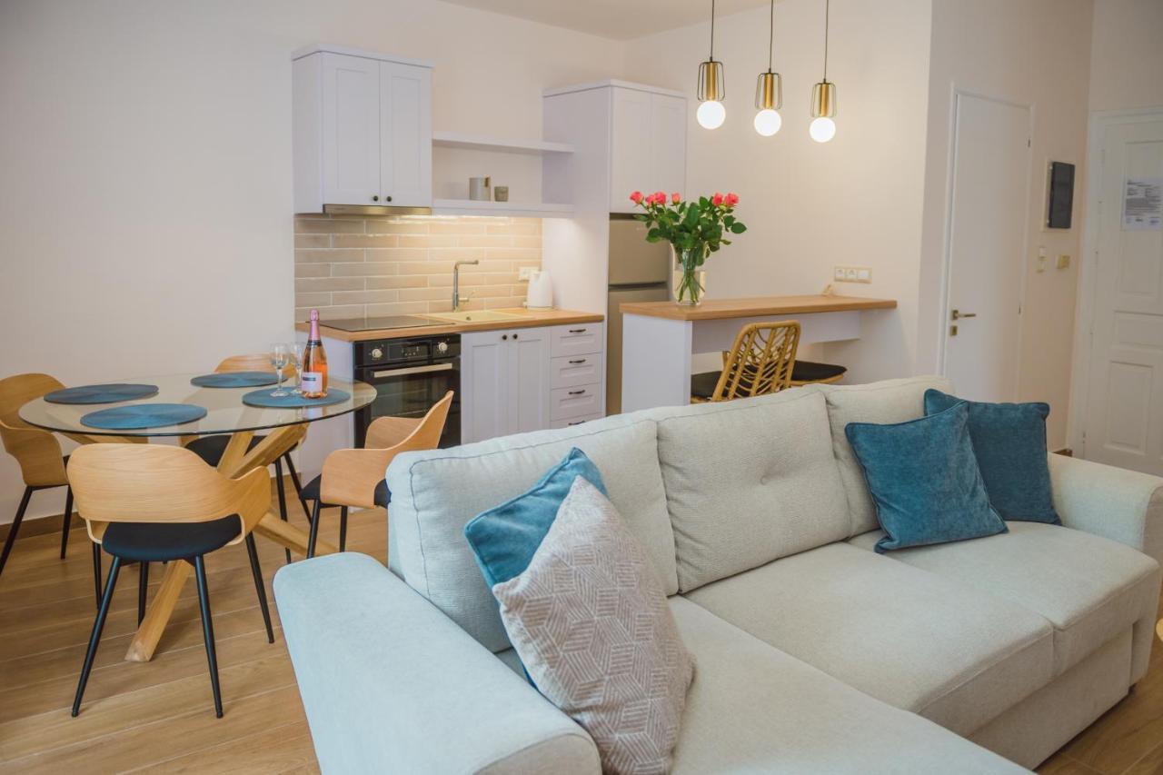 Philoxenia Ganossis Apartment แอร์มิโอนี ภายนอก รูปภาพ